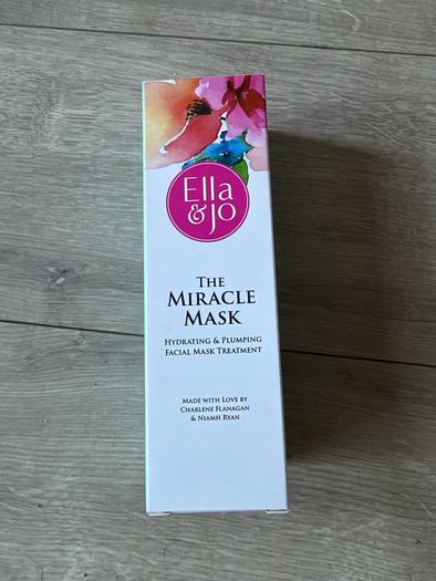 Ella and Jo The Miracle Mask