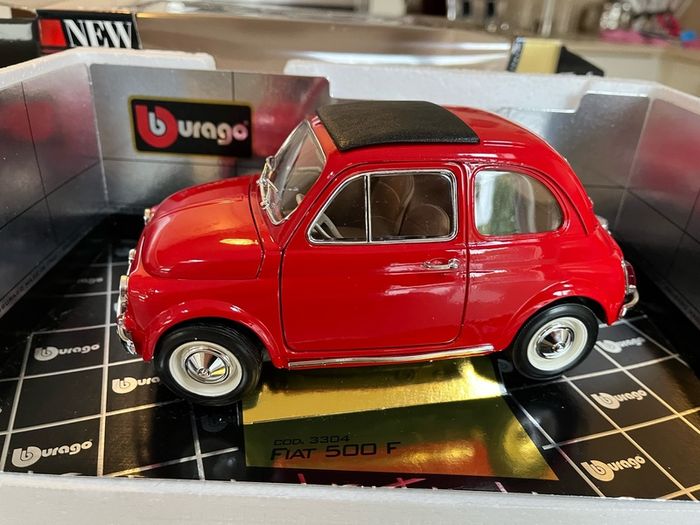 Fiat 500 L 1/18-1/16 Burago