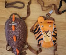2 toddler backpacks with reins