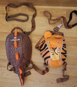 2 toddler backpacks with reins