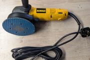 Dewalt DA sander 220v