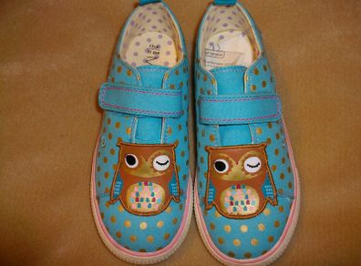 Owl girls shoes - NEW