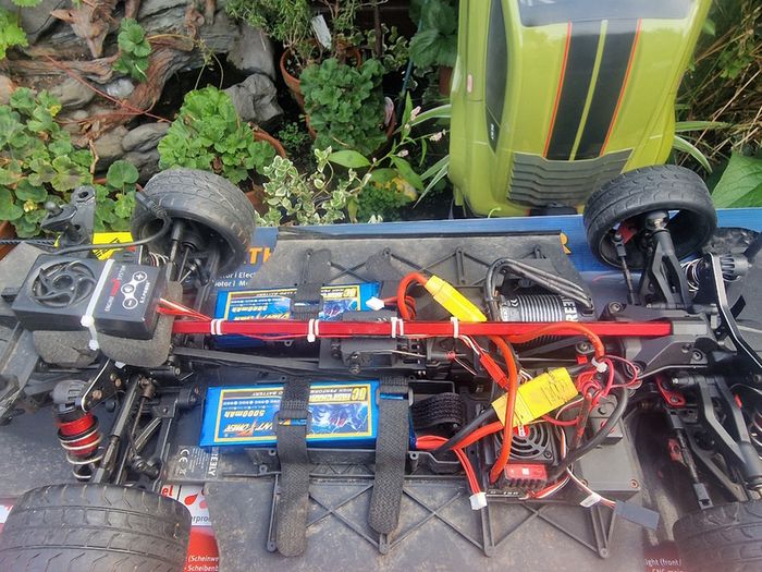 large radio controlled 6s Ford mustang