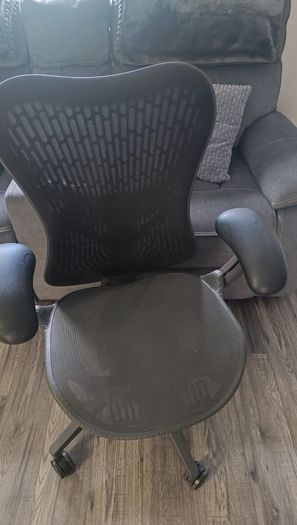 Herman miller office chair, mirra