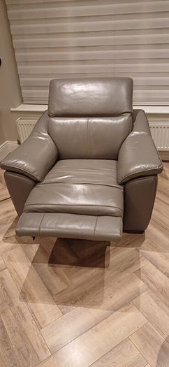 DFS MESSINA Corner power sofa & single power chair