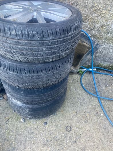 wheels alloy Renault. 17 in. 4x100 ?