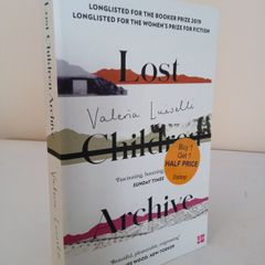 Lost Children Archive by Valeria Luiselli (HQ654)
