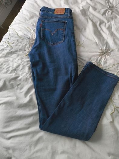 Ladies Levi's 712 slim jeans