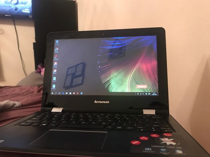 Lenovo Yoga 300 Touchscreen 4gb Ram 500gb Hdd Windows 10 For Sale In 