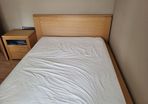 King size bed & 2 lockers