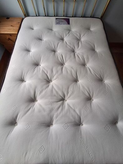 Double Bed