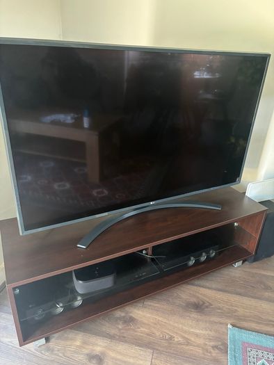 LG 4K Smart TV + Soundbar