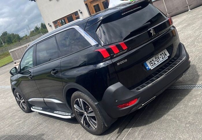 Peugeot 5008: Price Drop! 1k off! Only 110k km!