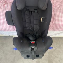 Axkid move car seat