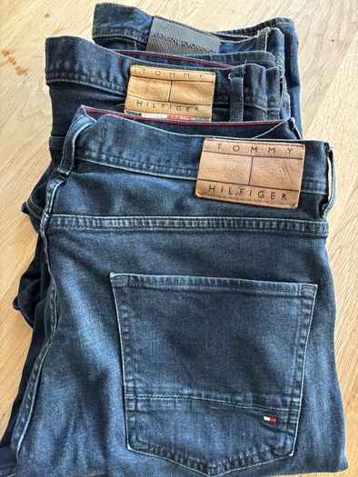 Bundle of Men's Jeans
