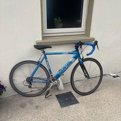 3 Road Bikes