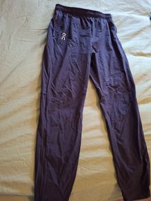 On Cloud Black Tracksuit bottoms
