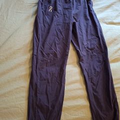 On Cloud Black Tracksuit bottoms