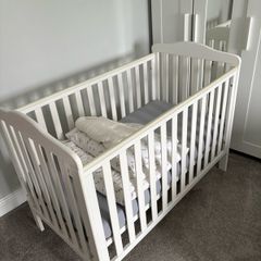 Infababy baby cot