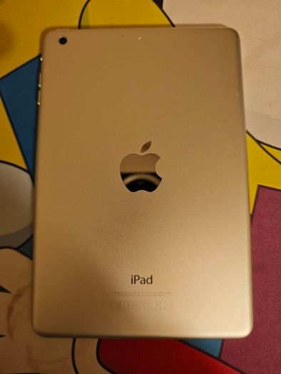 iPad Mini 2 (Model A1489) - Retina Display - Great Condition