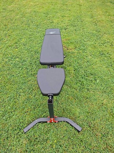 weight bench