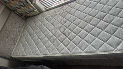 single bed