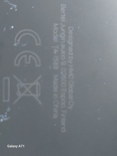 6 Mobile Phones for parts or repair, not powering on