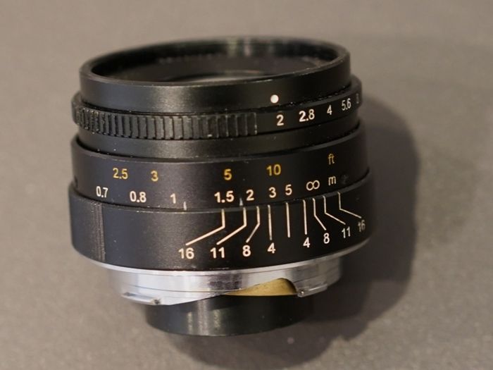 7Artisans 35mm f/2 lens Leica M mount