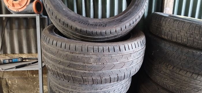 2  Tyres 255/45/20