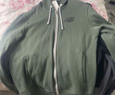 New balance hoody