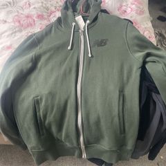 New balance hoody