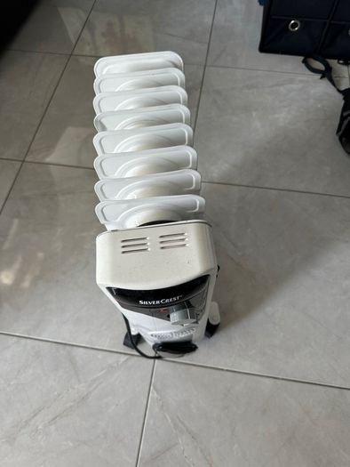 Oil-filled radiator