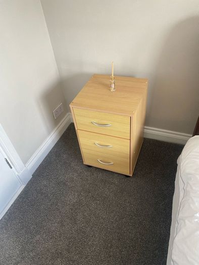 Coffee tables and side lockers