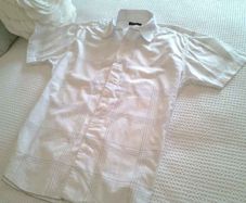 White Short-Sleeved Shirt - Men Size S