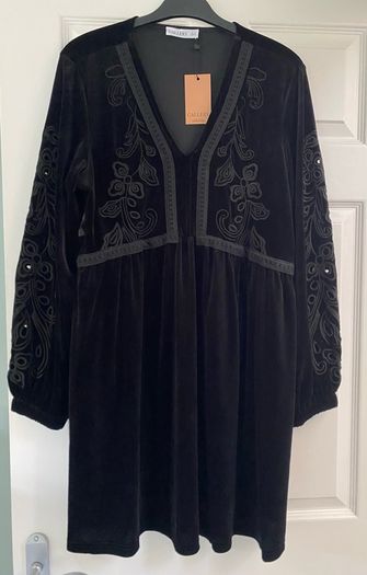Black Velvet Dress size 12-14