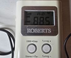 Roberts Sports 995 Stereo Walkman radio with Presets