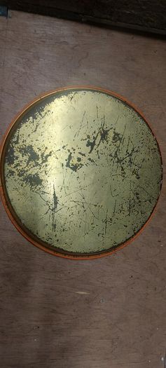 vintage Guinness metal drinks tray ,hard to come by, collectors item,,buyer collects or pays postage thank you, great advertising patina,,used condition, see pictures for condition, sold as seen