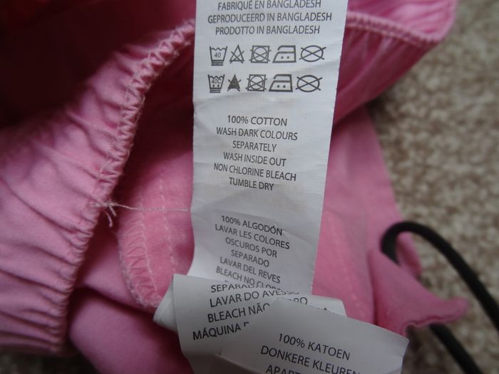 Girls shorts pink 7-8yo