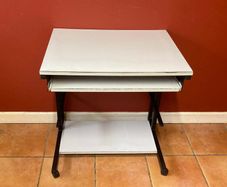 Study Desk with Pull-Out Keyboard/Work Tray & Wheels