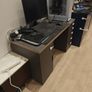 IKEA desk Image 2
