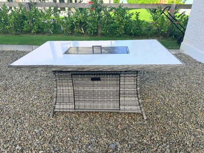 Rattan fire pit garden table