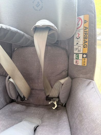 Maxi-Cosi Car Seat + 2wayFix ISOFIX Base