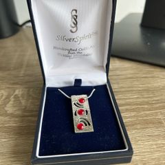 Silver spring necklace