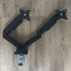 Dual Monitor/Laptop Arms