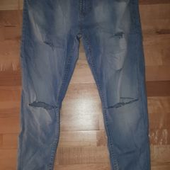 Man's  Jeans With Rips on Knees Size 34 / 32