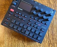 Elektron Syntakt