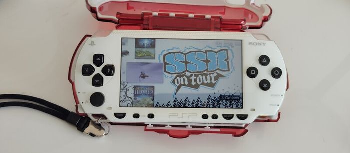 PSP 1004 White Modded 2 Batteries Original OSTENT new 64gb original charger