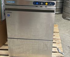Glass washer