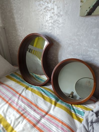 mirror