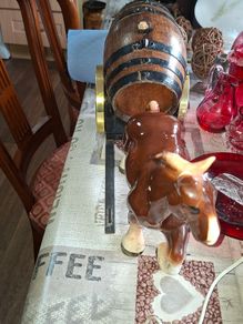 Beautiful Large Ceramic Horse and Cart with Large Barrel Postage Available